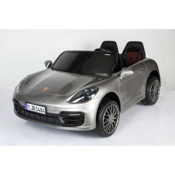 Автомобиль Porsche Panamera 1484 Зеленый краска