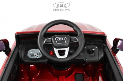 Детский электромобиль AUDI Q7 (HL678) красный глянец