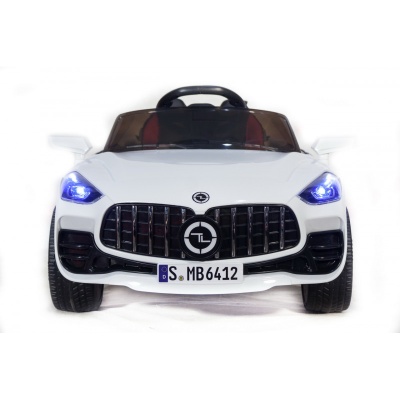 Автомобиль Mercedes Benz sport 6412 Белый