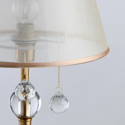 Настольная лампа Федерика 1*40W E14 220 V (684031801)