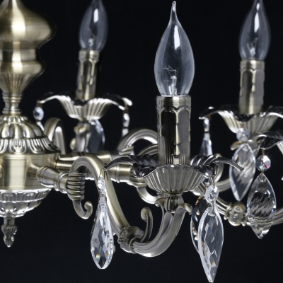 Люстра Аврора 8*40W E14 220 V (371016408)