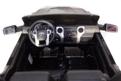 Электромобиль TOYOTA TUNDRA (чёрный краска)