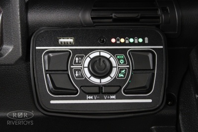 Детский электромобиль Toyota Land Cruiser 300 L999LL черный