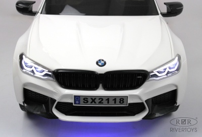 Детский электромобиль BMW M5 Competition (A555MP) белый