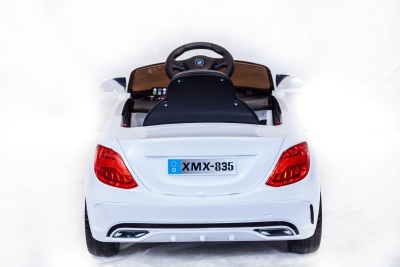 Электромобиль BMW XMX 835 (белый)
