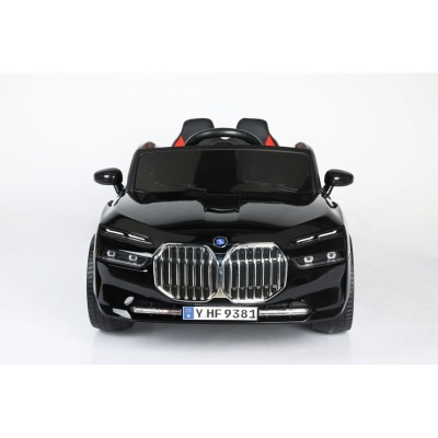 Автомобиль BMW i7 9381 Черный краска