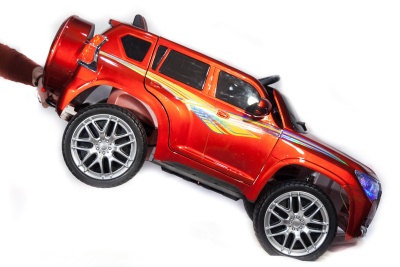 Электромобиль Toyota Prado 4х4 (красный краска)