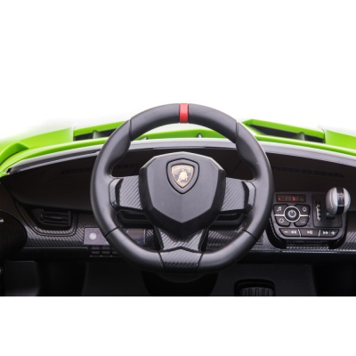 Автомобиль Lamborghini Veneno ХМХ 615 Зеленый