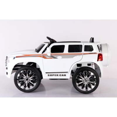 Джип Toyota LC300 3818 Белый