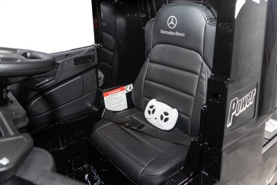 Электромобиль Грузовик Mercedes-Benz Truck 4x4 (чёрный краска)