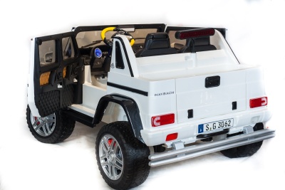 Электромобиль Mercedes-Benz Maybach G650 AMG 4x4 (белый)