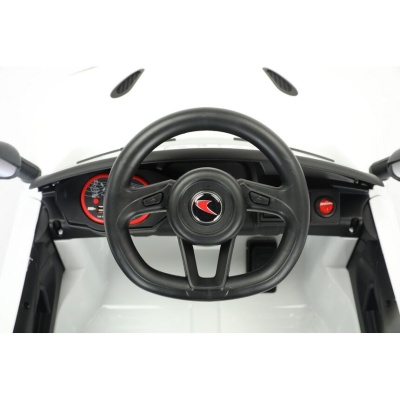 Автомобиль McLaren 600LT 3013 Белый