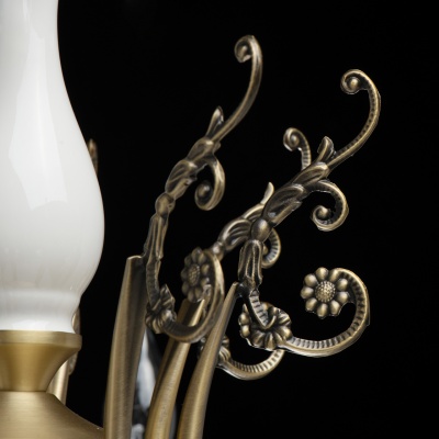 Люстра Свеча 8*60W E14 220 V (683012508)