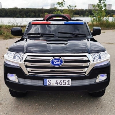 Джип Land Cruiser 4651 Черный краска