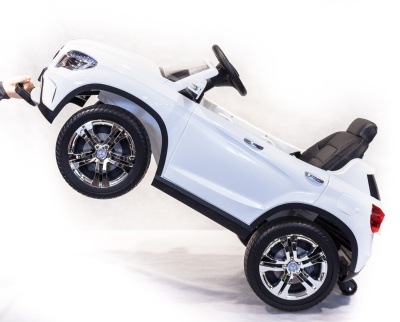 Электромобиль Mercedes-Benz GLA (белый)