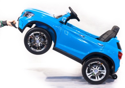 Электромобиль Mercedes-Benz GLA (синий)