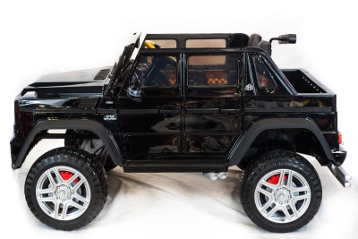 Электромобиль Mercedes-Benz Maybach G650 AMG 4x4 (чёрный краска)