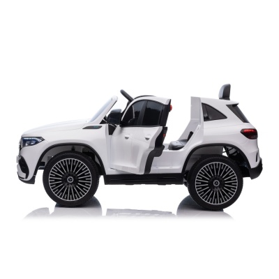 Джип Mercedes Benz EQA Белый