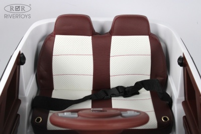 Детский электромобиль K111PX белый