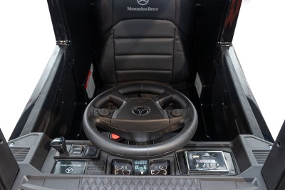 Электромобиль Грузовик Mercedes-Benz Truck 4x4 (чёрный краска)