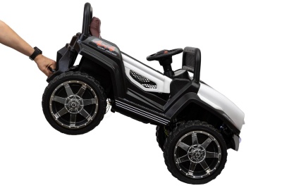 Электромобиль Багги Unimog Small 4x4 (белый)
