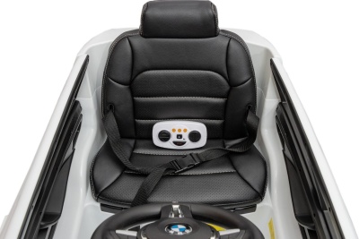 Электромобиль BMW X5M (белый)