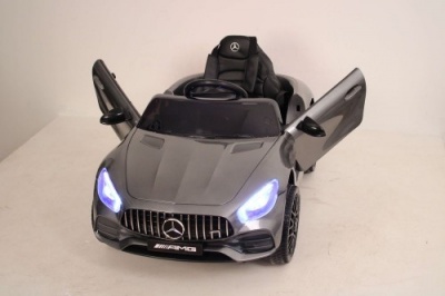 Детский электромобиль Mercedes-Benz GT (O008OO) серебристый глянец