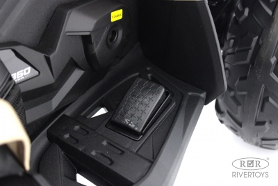 Детский электроквадроцикл BRP Can-Am Renegade (Y333YY) хаки