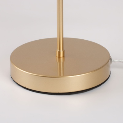 Настольная лампа Вега 1*40W E 27 220 V (329032801)