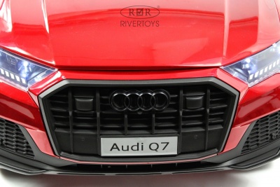 Детский электромобиль AUDI Q7 (HL678) красный глянец