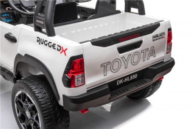 Детский электромобиль Toyota Hilux (DK-HL850) белый