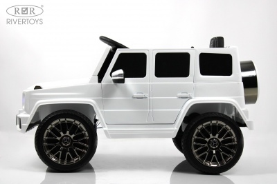 Детский электромобиль Mercedes-AMG G63 (G222GG) белый