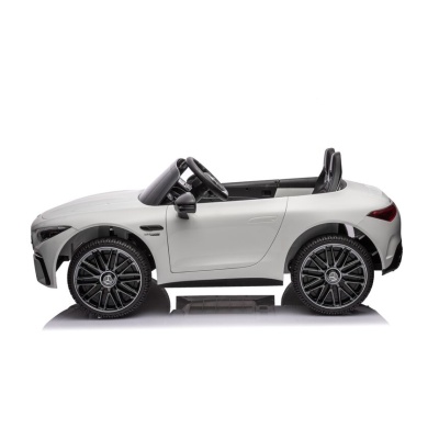 Автомобиль Mercedes Benz DK SL63 Белый