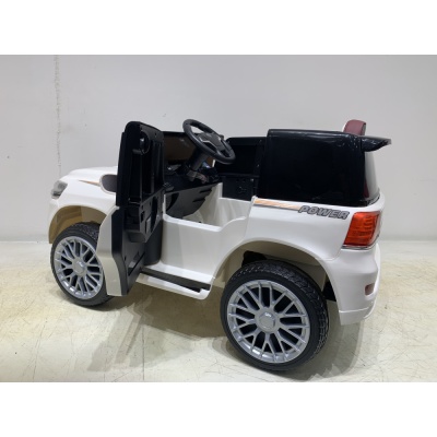 Джип Toyota LC200 2688 Белый