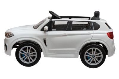 Электромобиль BMW X5M (белый)