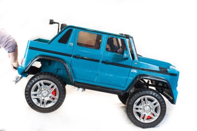 Электромобиль Mercedes-Benz Maybach G650 AMG 4x4 (синий)