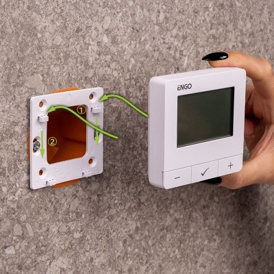 Умный терморегулятор ZigBee/868 МГц, 230В, белый ENGO (E25-230W)