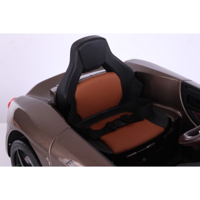 Автомобиль Ferrari FLSeat YHF9012 Коричневый краска